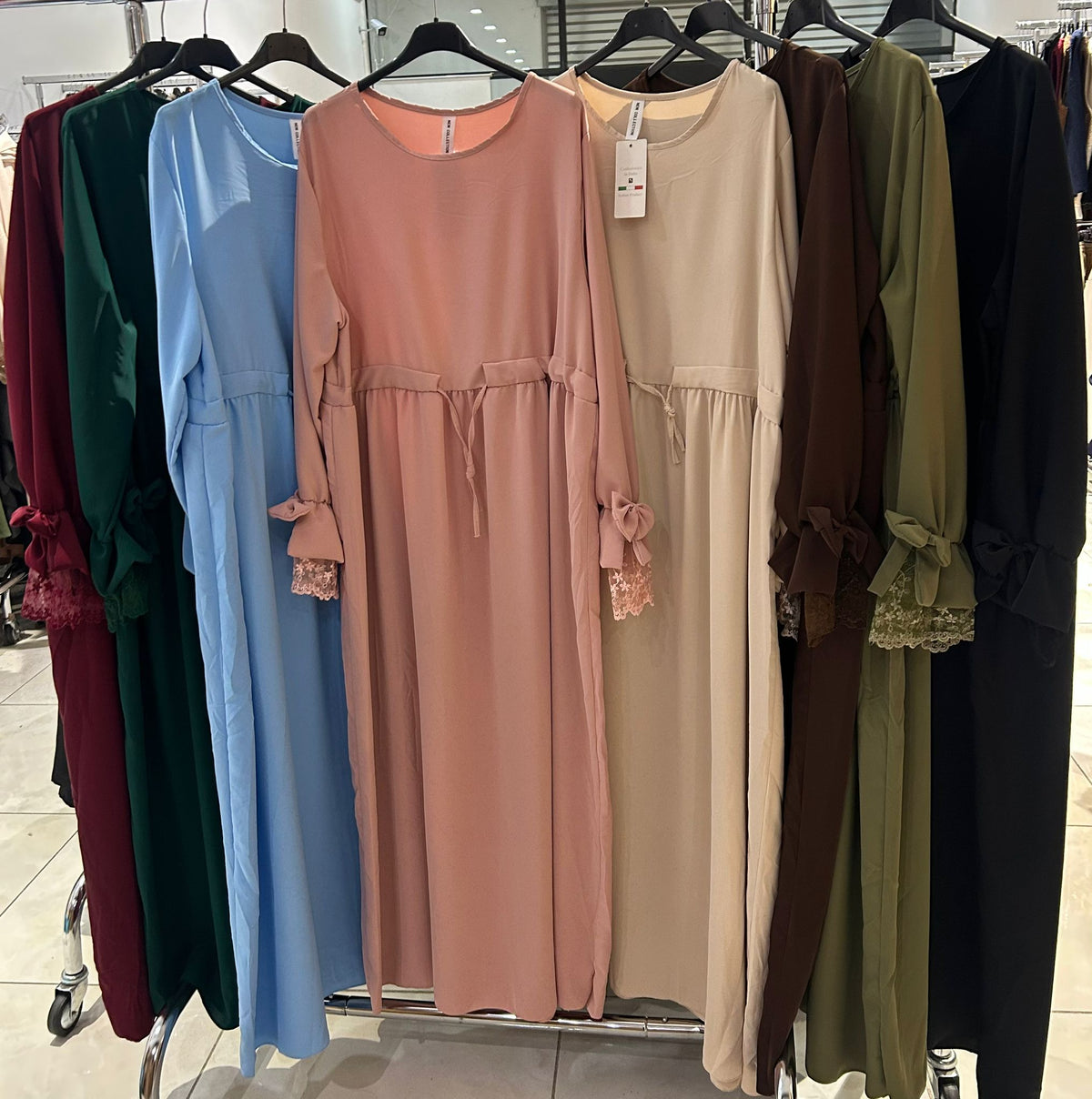 Abaya con lazo