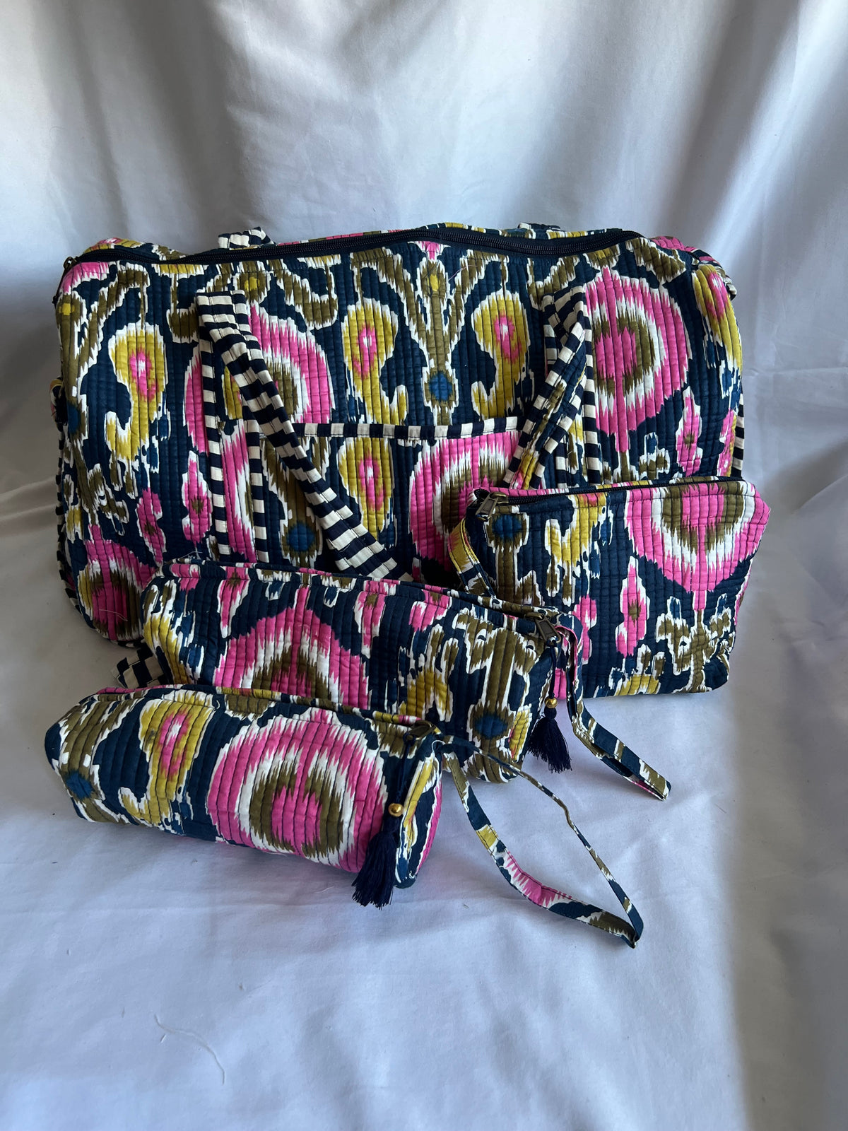 Bolso de viaje + 3 neceseres